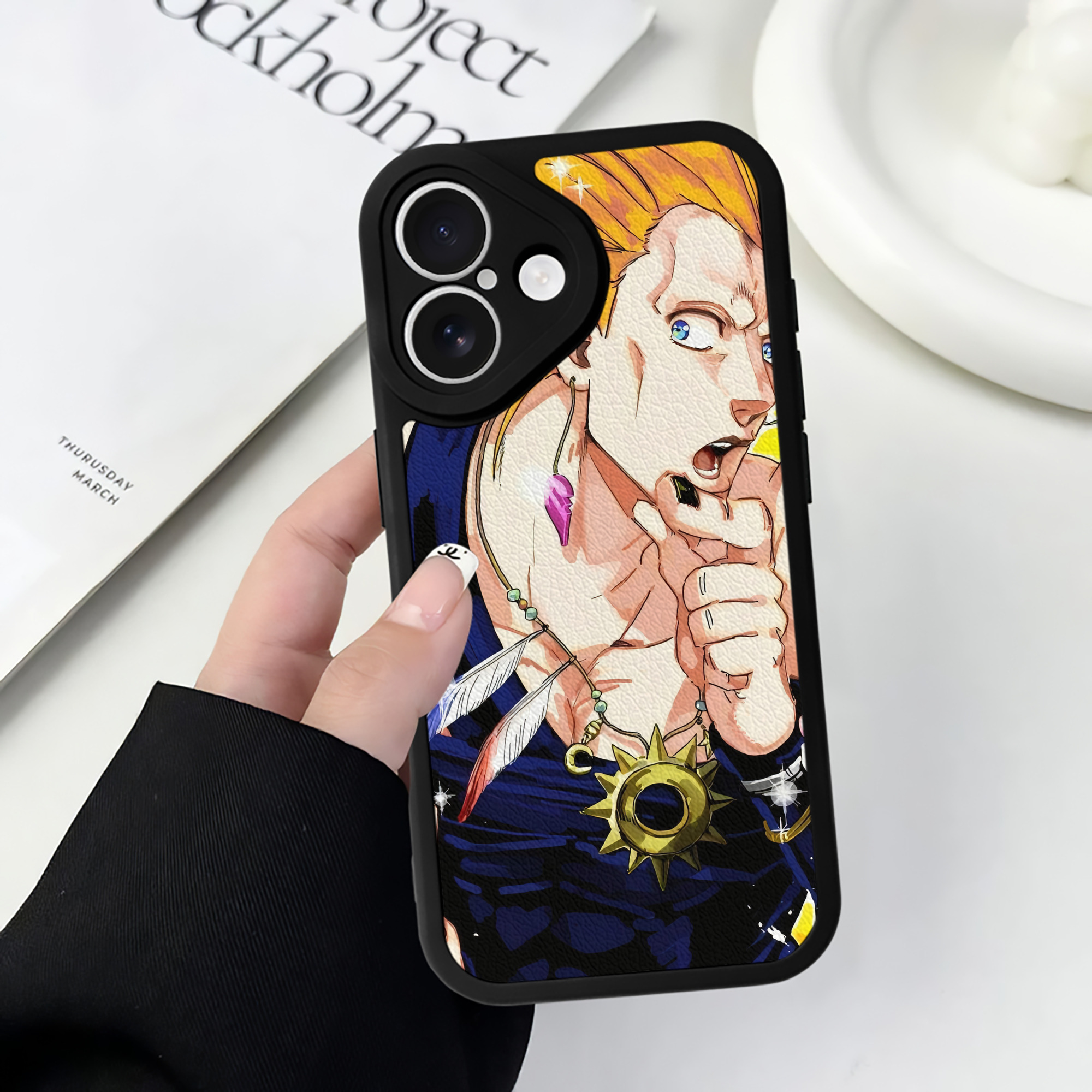 （画像用） ジョジョの奇妙な冒険 JoJo's Bizarre Adventure 【iPhone 16シリーズ対応】シリコンスマホケース（レザー調） 材質：シリコン